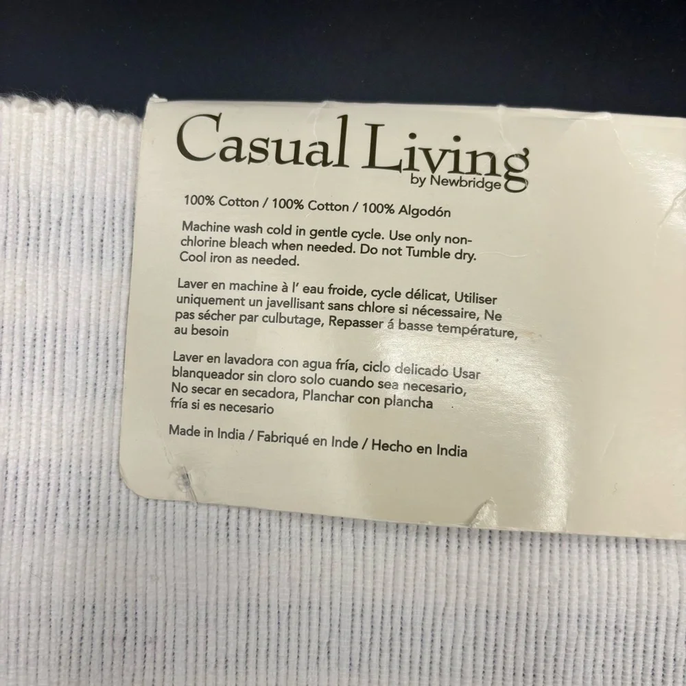 NWT Casual Living Placemats Set of Four‎ 4 Spinning Wheel 13” x 19” Cotton Blue